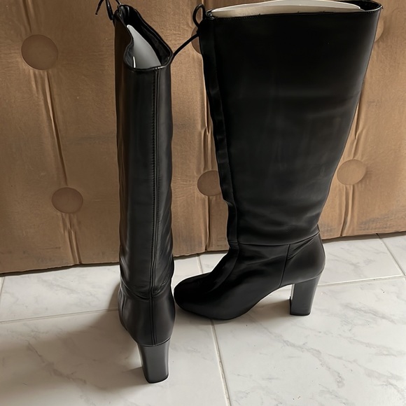 Topshop black lace up heeled boots - Picture 2 of 10